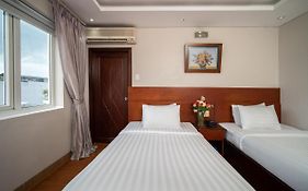 Khách sạn Vân Hà